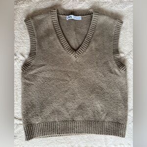 Zara Women's V-Neck Sweater Vest - Brown